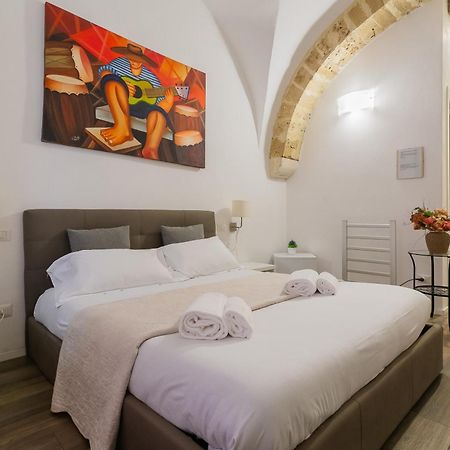 Red Rooms By Wonderful Italy Bari Exteriör bild
